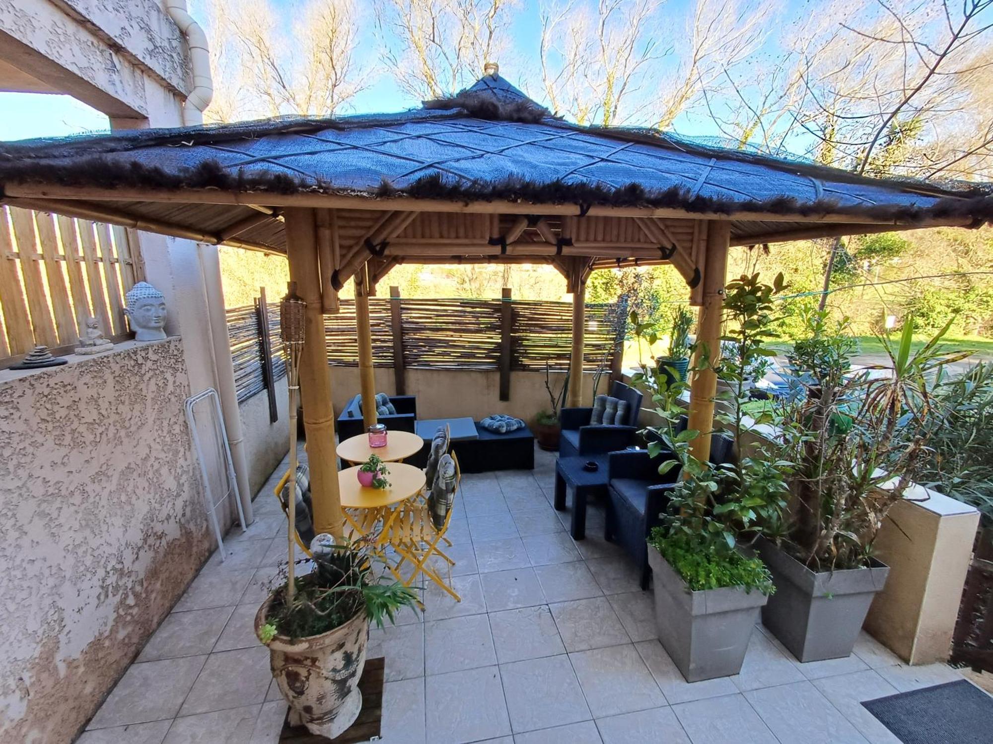 Studio 10M2, Terrasse 18M2 , Parking, Piscine Et Accueille Les Animaux Quissac  المظهر الخارجي الصورة